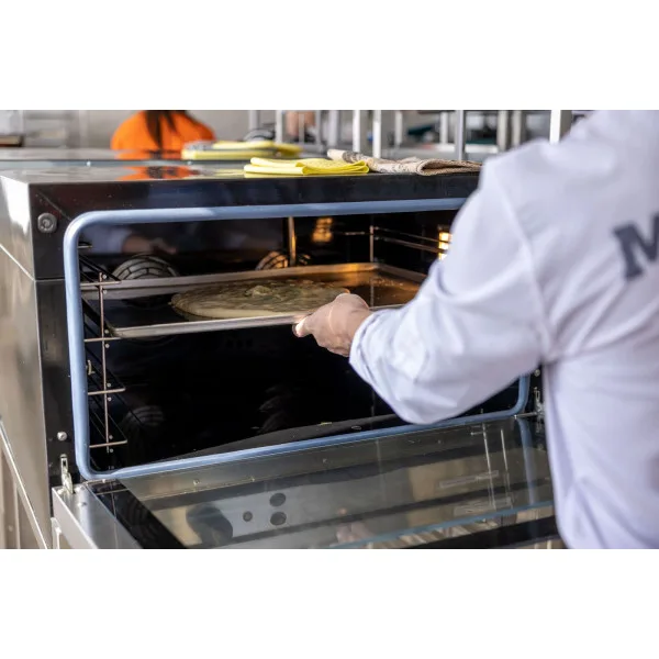 Конвекторна фурна, 4 нива, 230 V, до 300 °C